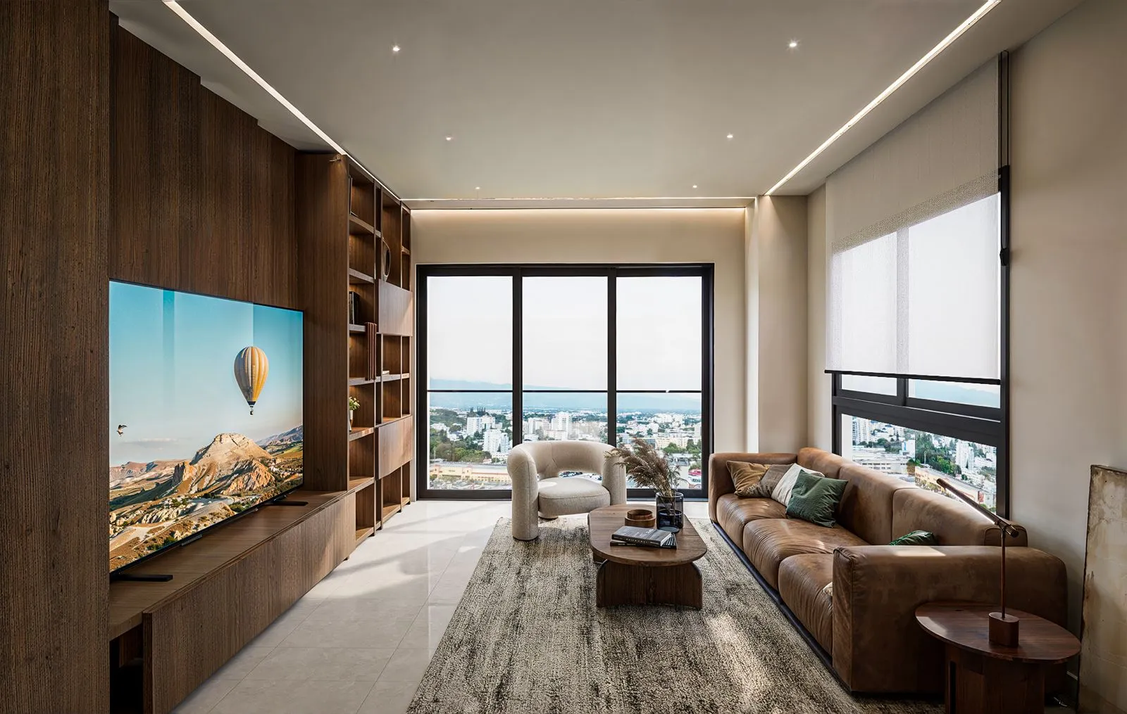 Sala con mueble de madera y estantería